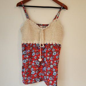 No Boundaries, Women's Red Floral Tank Top, XL (15-17), Polyester Blend.